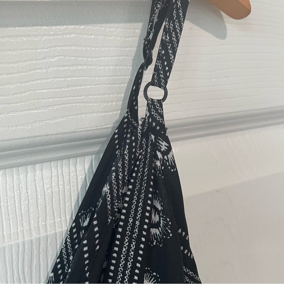 Chic Black Patterned Jumpsuit size small - Picture 7 of 8